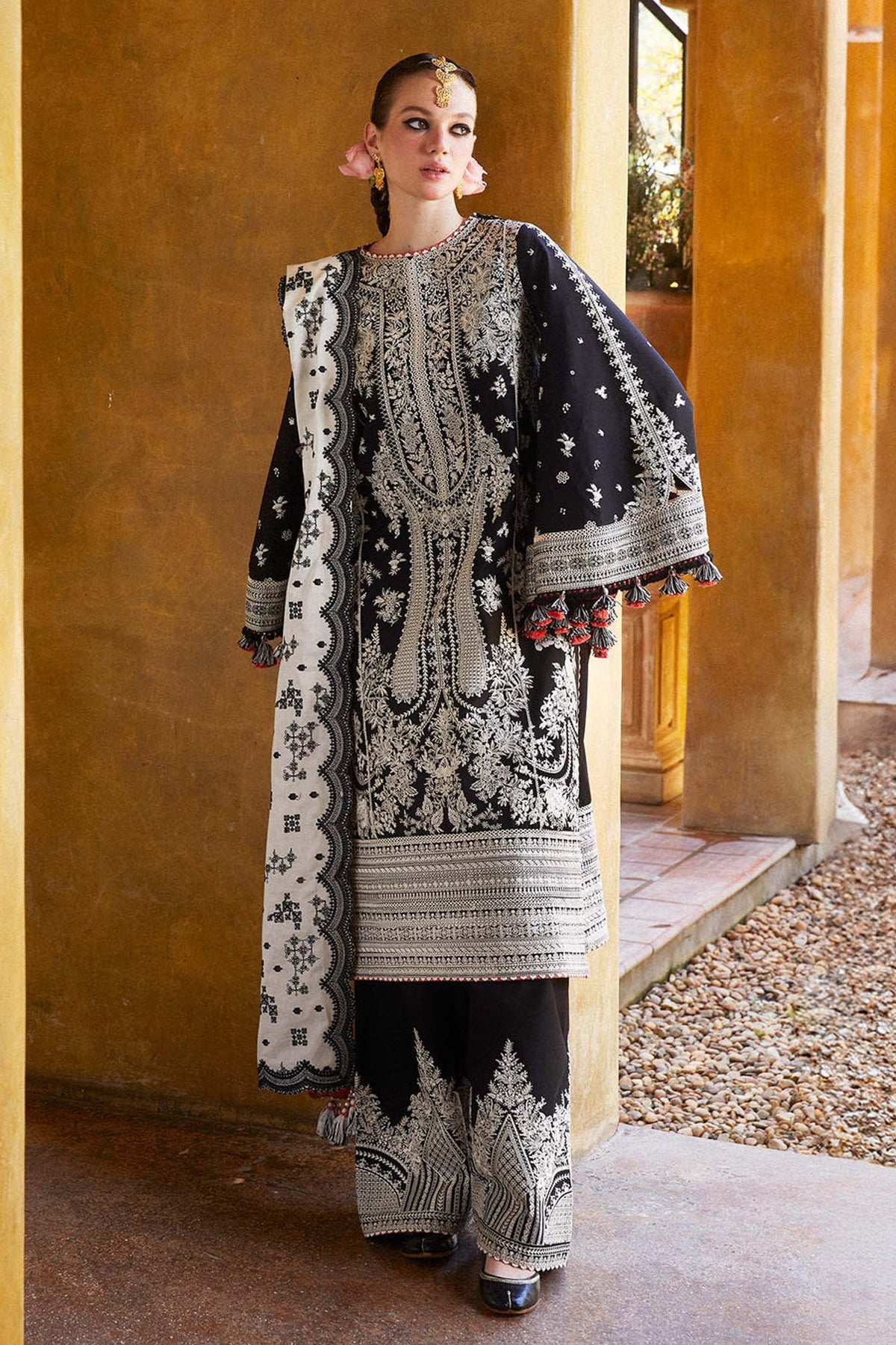 HUSSAIN REHAR-3PC DHANAK EMBROIDERED SHIRT WITH COTTON NET EMBROIDERED DUPATTA AND EMB TROUSER-BIC-4196