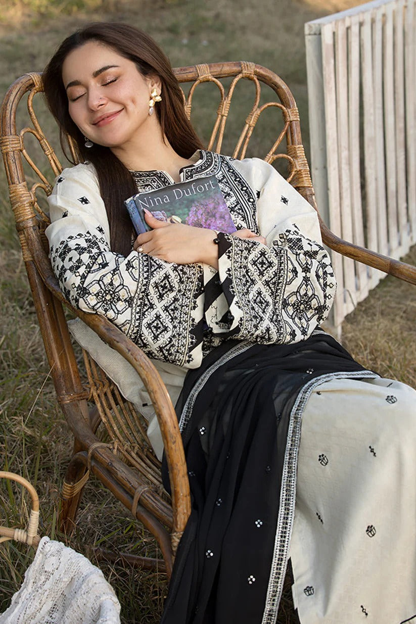 QALAMKAR LAWN 3PC - LAWN EMB SHIRT WITH BAMBER CHIFFON EMB DUPATTA AND LAWN EMB TROUSER | RP-3757