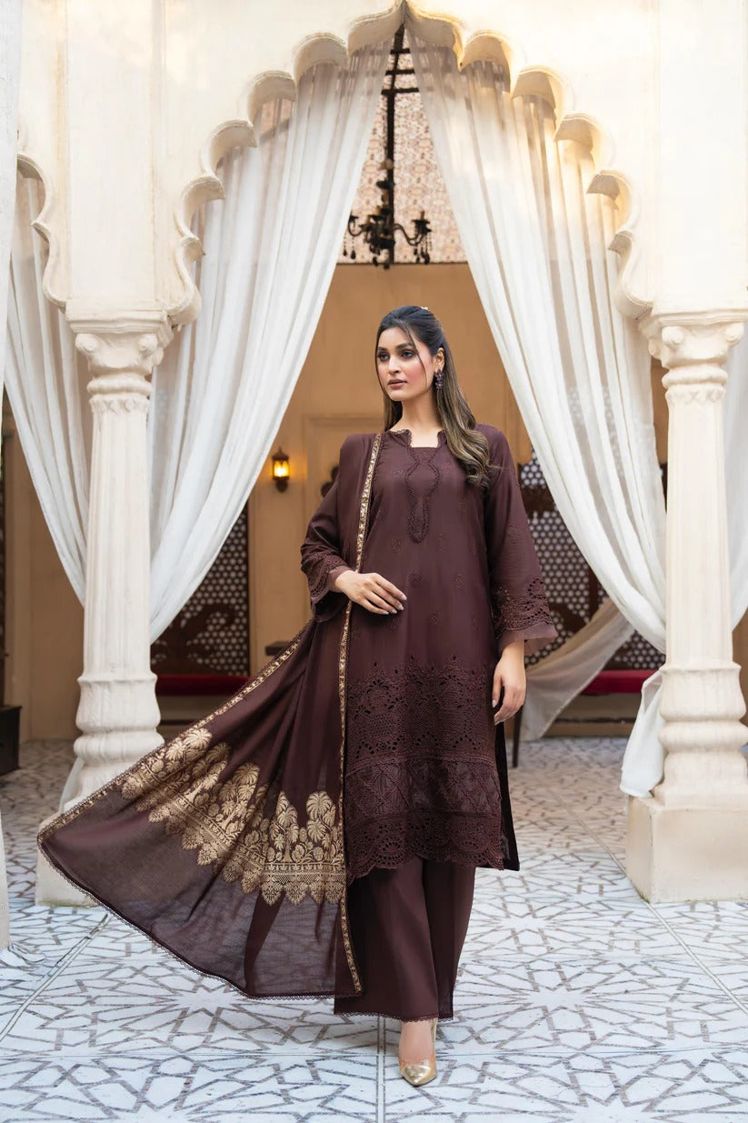 MIRAKHI LAWN 3PC - LAWN CHIKANKARI EMB SHIRT WITH LAWN JACQUARD PINTED DUPATTA AND LAWN DYED TROUSER | RP-5500