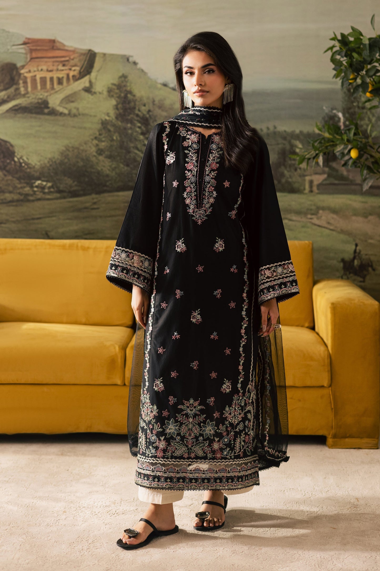 BATIK-3PC DHANAK EMBROIDERED SHIRT WITH CHIFFON EMBROIDERED DUPATTA AND TROUSER-BIC-4189
