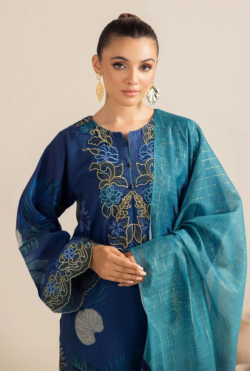 ADAN LIBAAS-3PC KARANDI PRINTED EMBROIDERED SHIRT WITH KARANDI PRINTED SHAWL AND KARANDI PRINTED TROUSER-BIC-3362