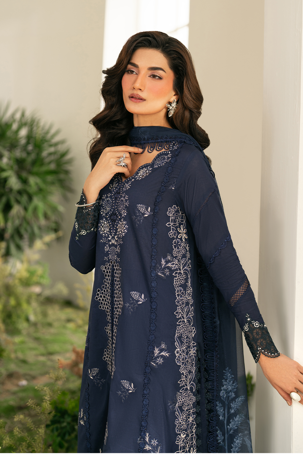 IZNIK-3PC DHANAK CHIKAN EMBROIDERED SHIRT WITH COURTRAI PRINTED SHAWL AND EMB TROUSER-BIC-4132
