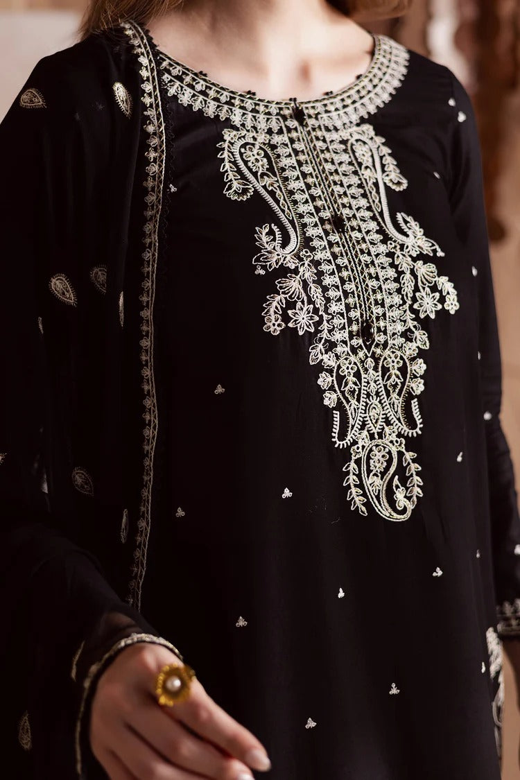 BATIK-3PC DHANAK EMBROIDERED SHIRT WITH CHIFFON EMBROIDERED DUPATTA AND TROUSER BIC-4155