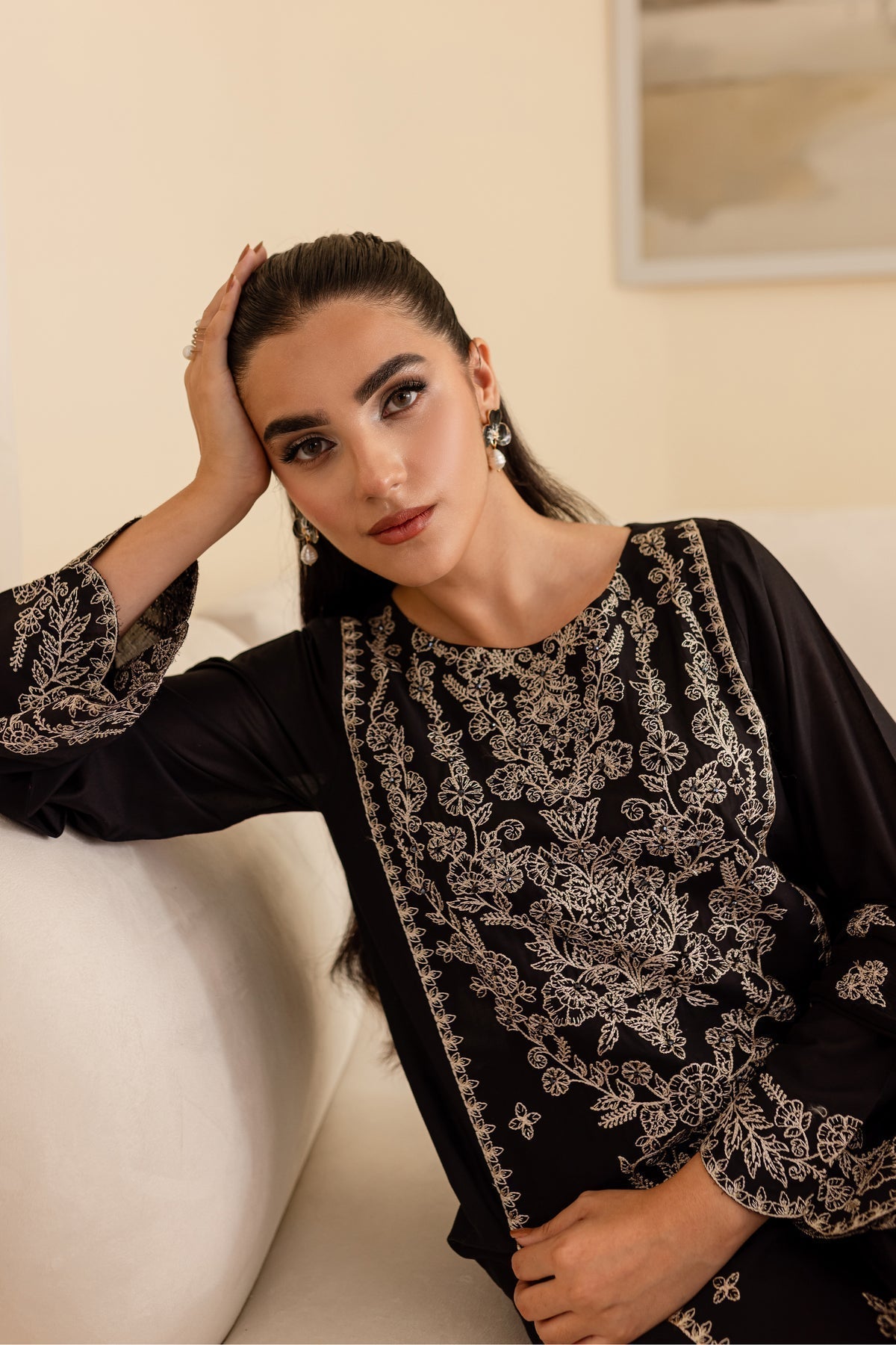 BATIK-3PC DHANAK EMBROIDERED SHIRT WITH CHIFFON EMBROIDERED DUPATTA & EMB TROUSER-BIC-4193