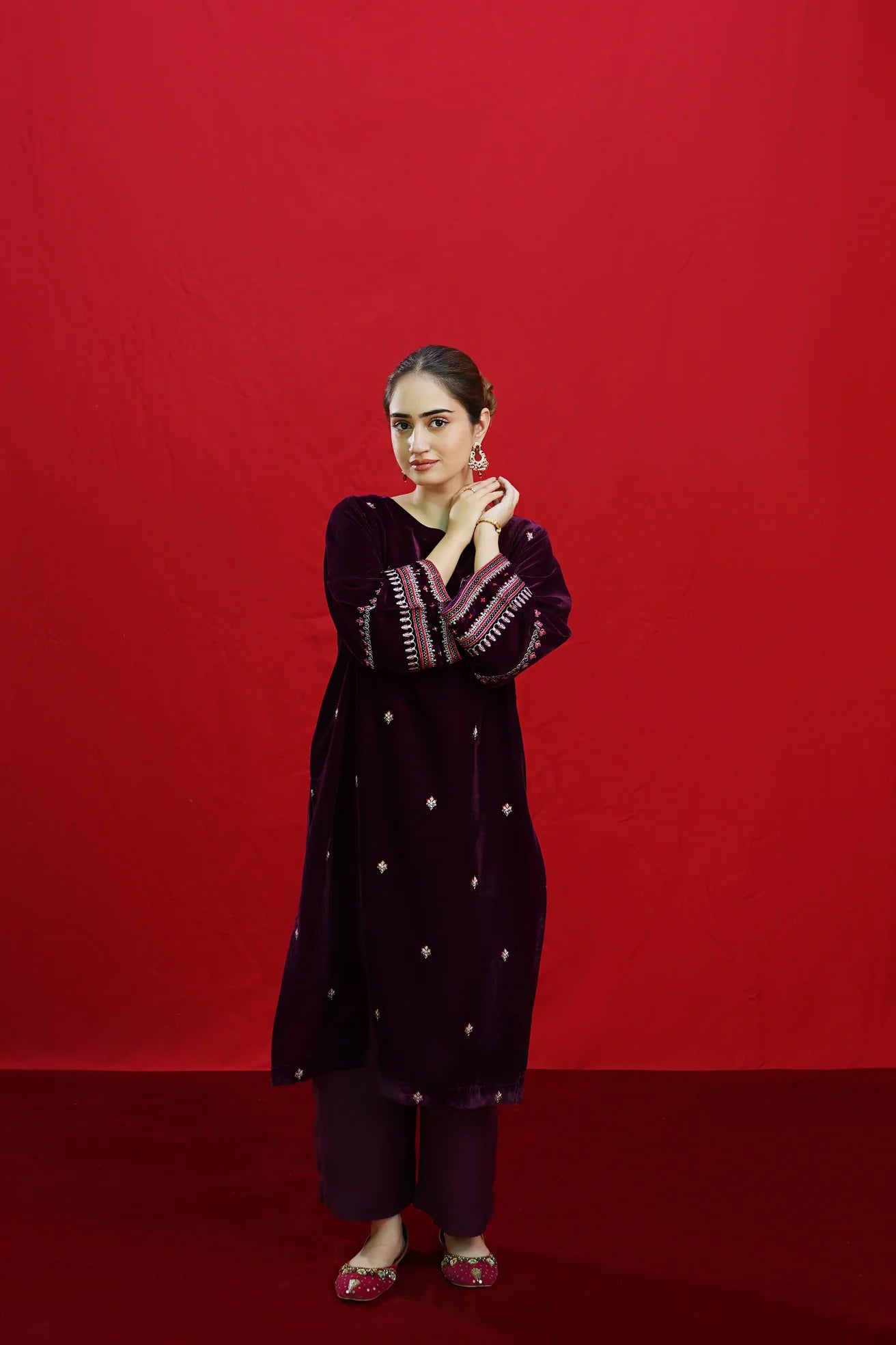 URGE-2PC VELVET EMBROIDERED SHIRT WITH VELEVT EMBROIDERED SLEEVES-BIC-D-19-MICROO-9000