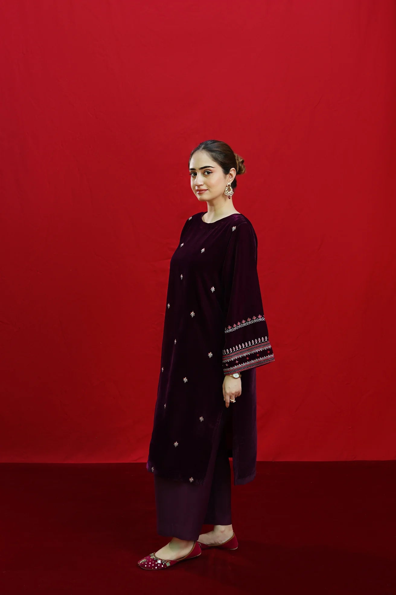 URGE-2PC VELVET EMBROIDERED SHIRT WITH VELEVT EMBROIDERED SLEEVES-BIC-D-19-MICROO-9000