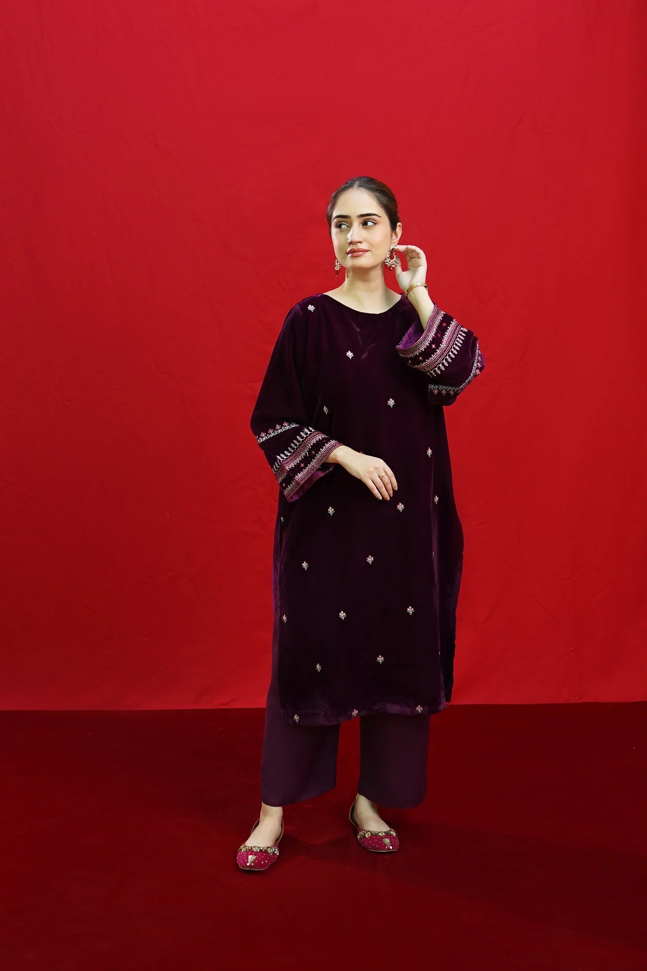 URGE-2PC VELVET EMBROIDERED SHIRT WITH VELEVT EMBROIDERED SLEEVES-BIC-D-19-MICROO-9000