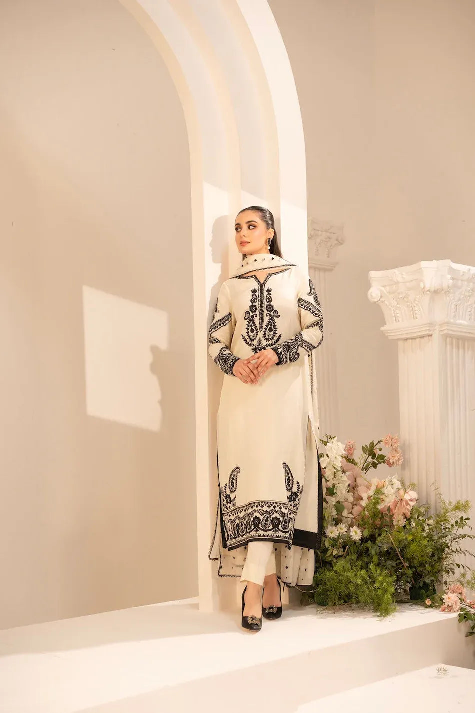 MIRANA-3PC LAWN EMBROIDERED SHIRT WITH KHADDI NET EMBROIDERED DUPATTA & TROUSER-RP-4701