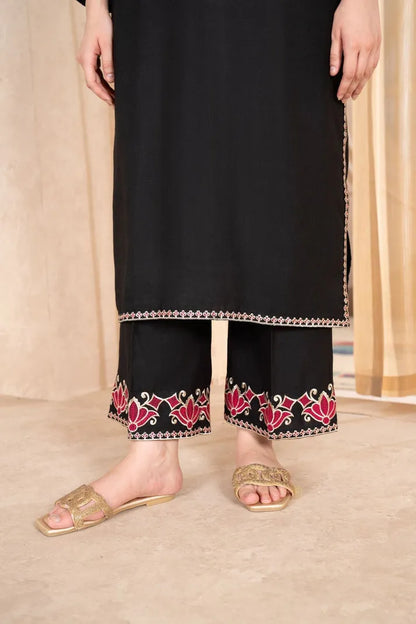 LAZULI-2 PC DHANAK EMBROIDRED SHIRT WITH AND EMBROIDRED TROUSER-RP-3311