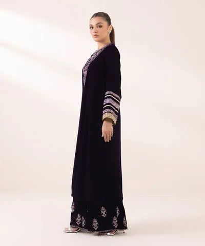 Sapphire 2Pcs Heavy Embroidered Velvet Suit With Embroidered Velvet Trouser