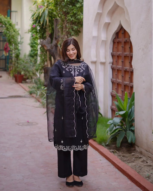 NOVA | Ready To wear