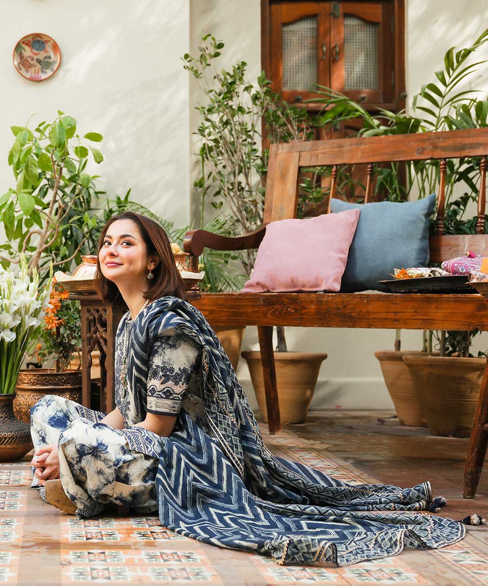 SAPPHIRE-3PC KHADDAR PRINTED EMB SHIRT WITH KHADDAR PRINT DUPATTA AND PRINT TROUSER-BIC-2527