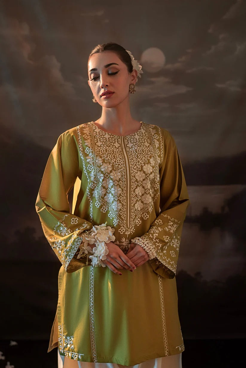 URGE LAWN 2PC - LAWN SEQUENCE EMB SHIRT WITH LAWN SEQUENCE EMB TROUSER | RP-3481