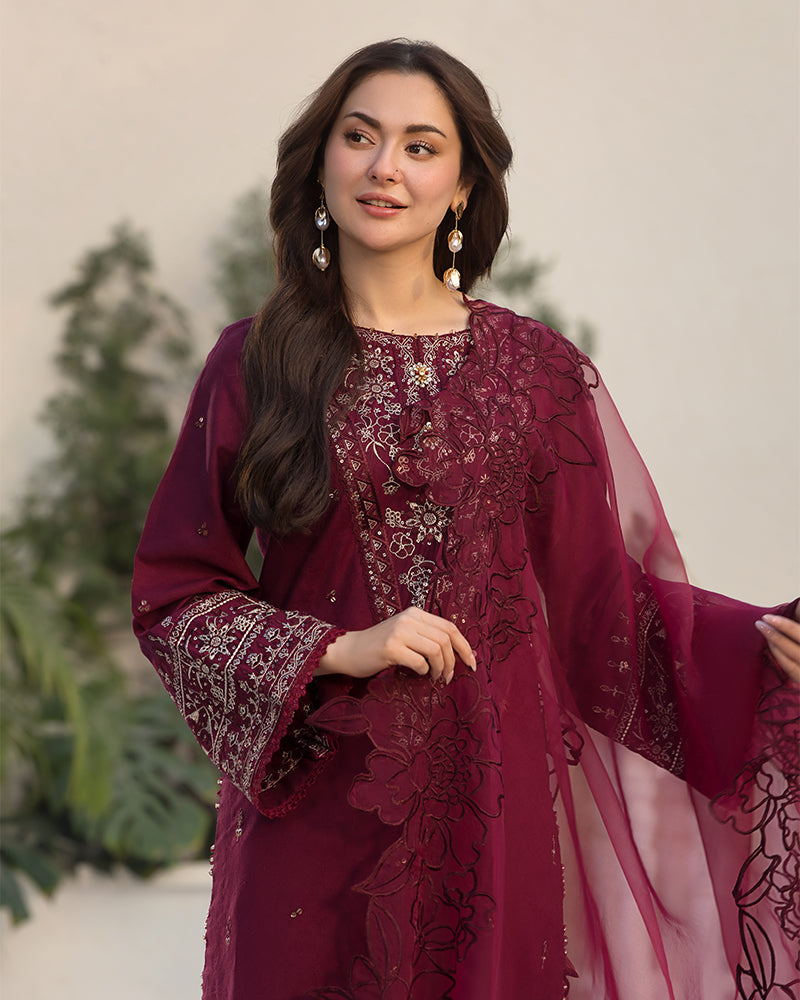 QALAMQAR-3PC DHANAK EMBROIDERED SHIRT WITH ORGANZA EMBROIDERED DUPATTA AND EMB TROUSER-BIC-4092