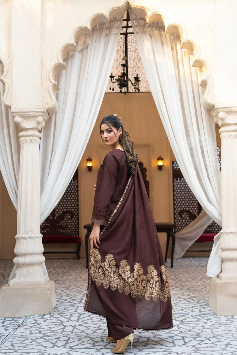 MIRAKHI LAWN 3PC - LAWN CHIKANKARI EMB SHIRT WITH LAWN JACQUARD PINTED DUPATTA AND LAWN DYED TROUSER | RP-5500