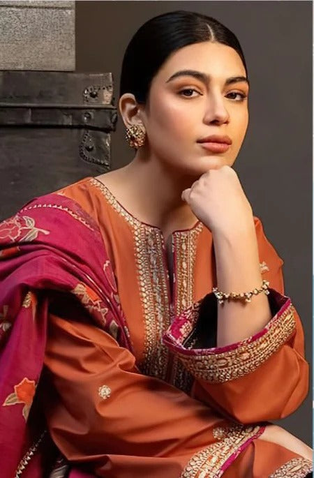 ZARA SHAH JAHAN-3PC DHANAK EMBROIDERED SHIRT WITH COURTRAI PRINTED SHAWL AND TROUSER-BIC-4121