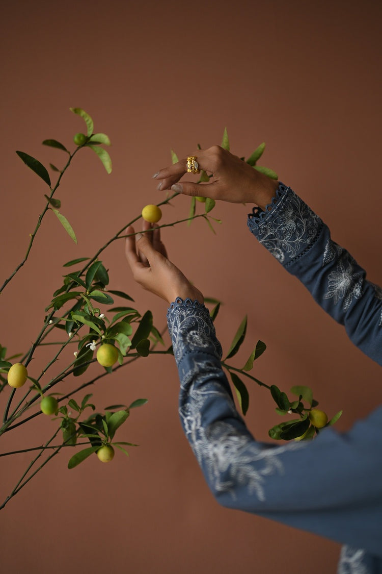 BATIK-3PC DHANAK EMBROIDERED SHIRT WITH DHANAK EMBROIDERED SHAWL AND TROUSER-BIC-4315