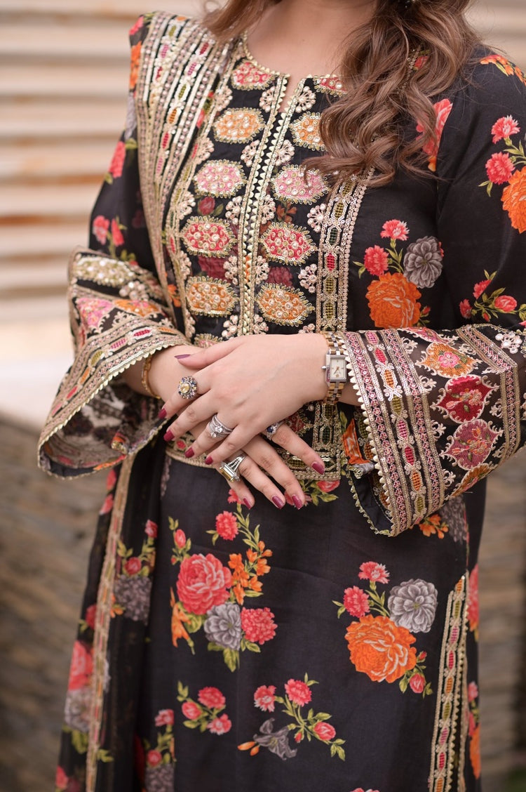 BAROQUE-3PC SHAMOZE SILK PRINTED EMBROIDERED SHIRT WITH SOFT SILK PRINTED EMB DUPATTA & PRINTED TROUSER BIC-1705