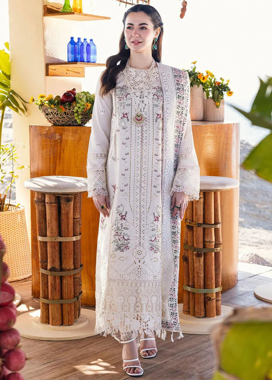 QALAMQAR-3PC LAWN EMBROIDERED SHIRT WITH CHIFFOON EMBROIDERED PRINT DUPATTA AND EMB TROUSER-RP-4652